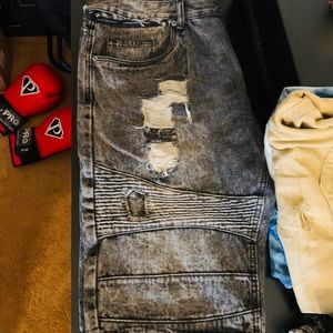 Acid washed denim jean shorts sz 40 excellent